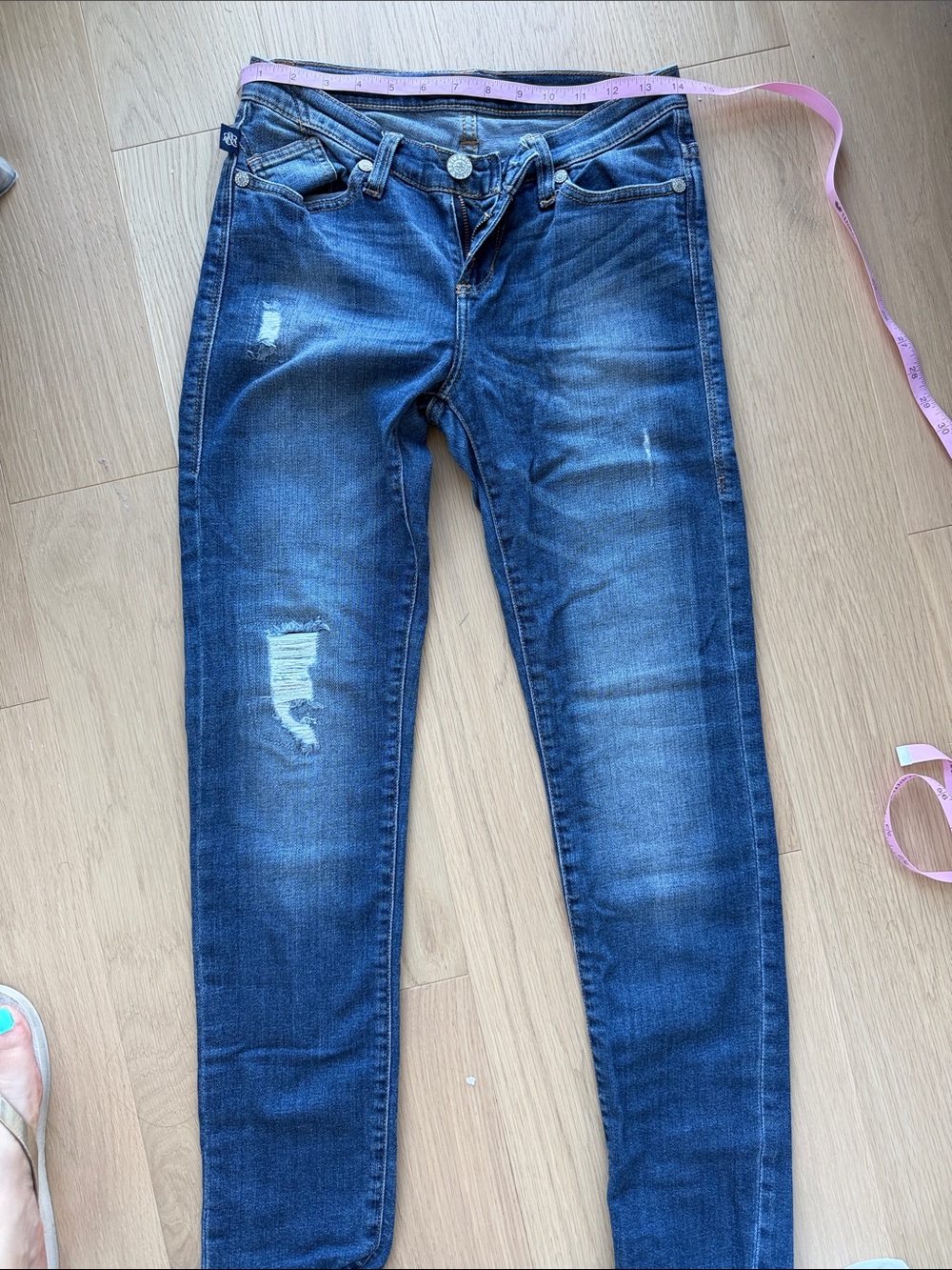 Rock & Republic Dark Blue Distressed Skinny Jeans